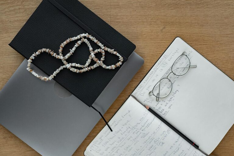 How to Journal for Clarity and Focus: A Step-by-Step Guide